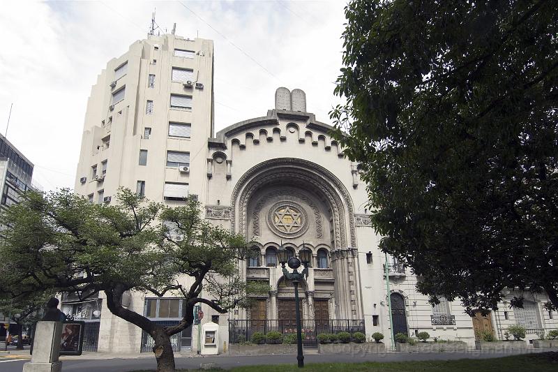 20071201_152554  D2X 4200x2900.jpg - Synagogue, Buenos Aires, Argentina